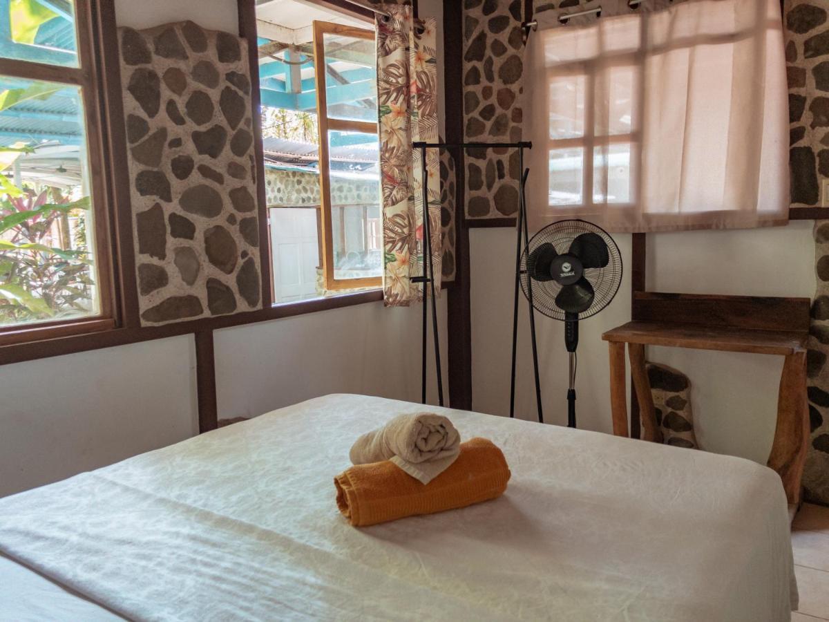 Uvita River Guesthouse Kültér fotó