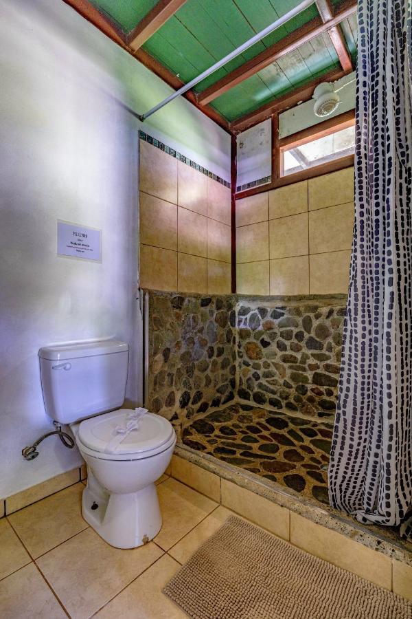 Uvita River Guesthouse Kültér fotó