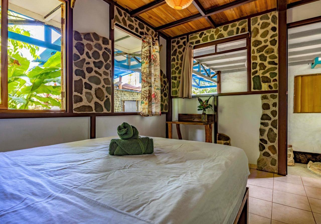 Uvita River Guesthouse Kültér fotó